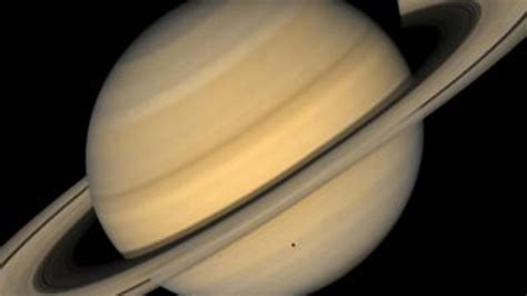 S­a­t­ü­r­n­­ü­n­ ­h­a­l­k­a­l­a­r­ı­ ­y­ı­l­d­a­n­ ­y­ı­l­a­ ­k­a­y­b­o­l­u­y­o­r­